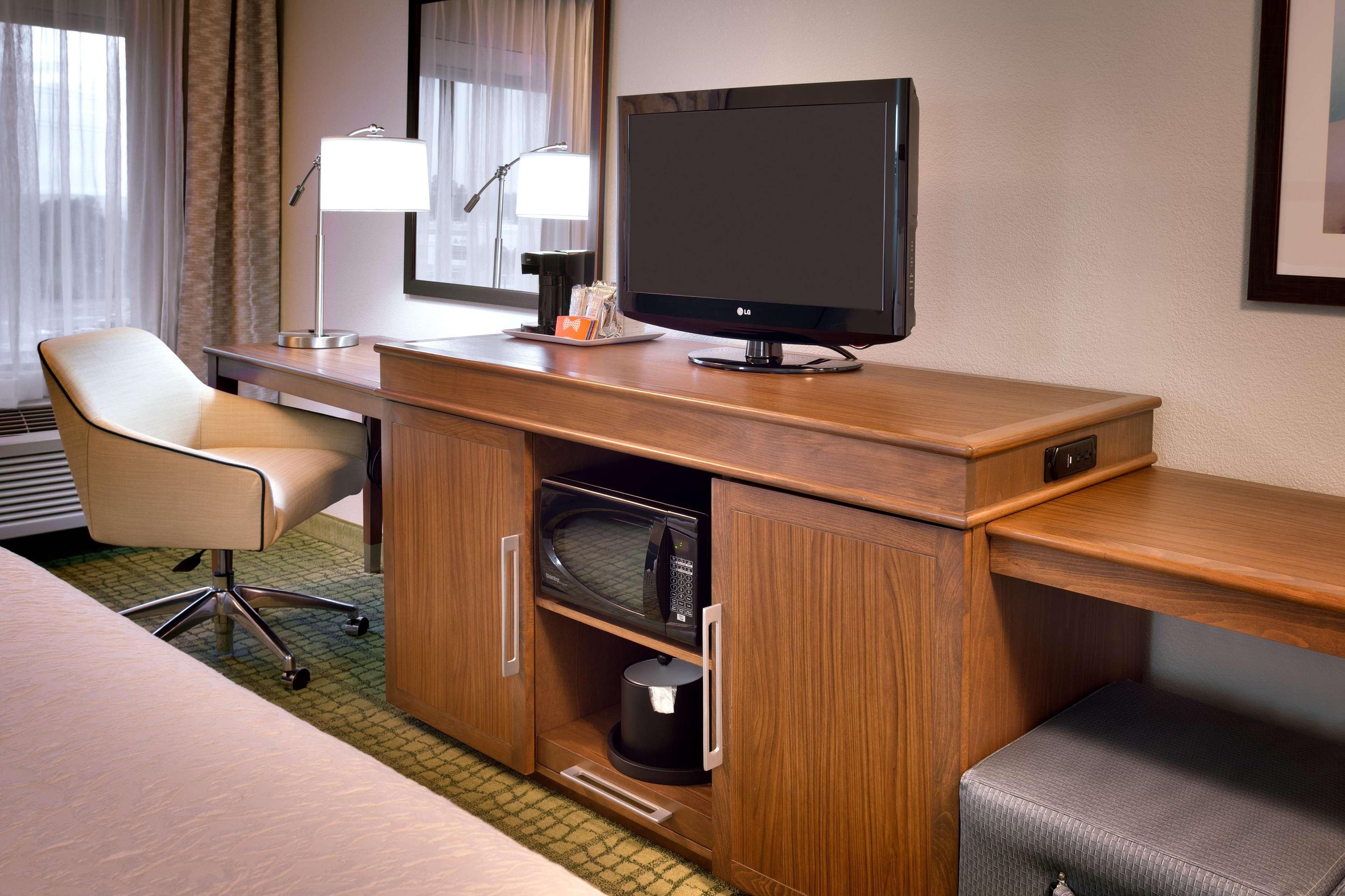 Hampton By Hilton Irvine East - Forest Hotel