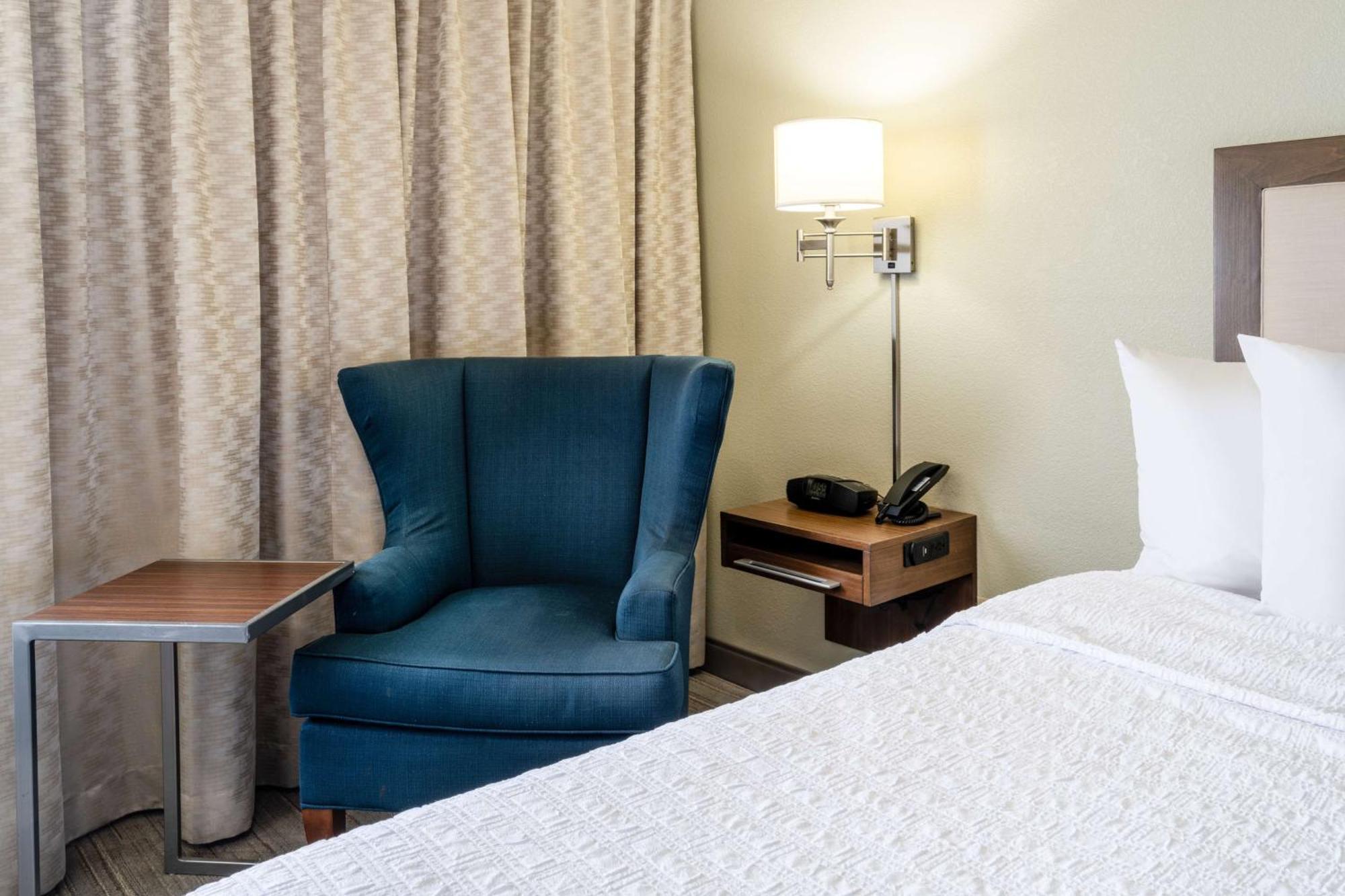 Hampton By Hilton Irvine East - Forest Hotel 3*