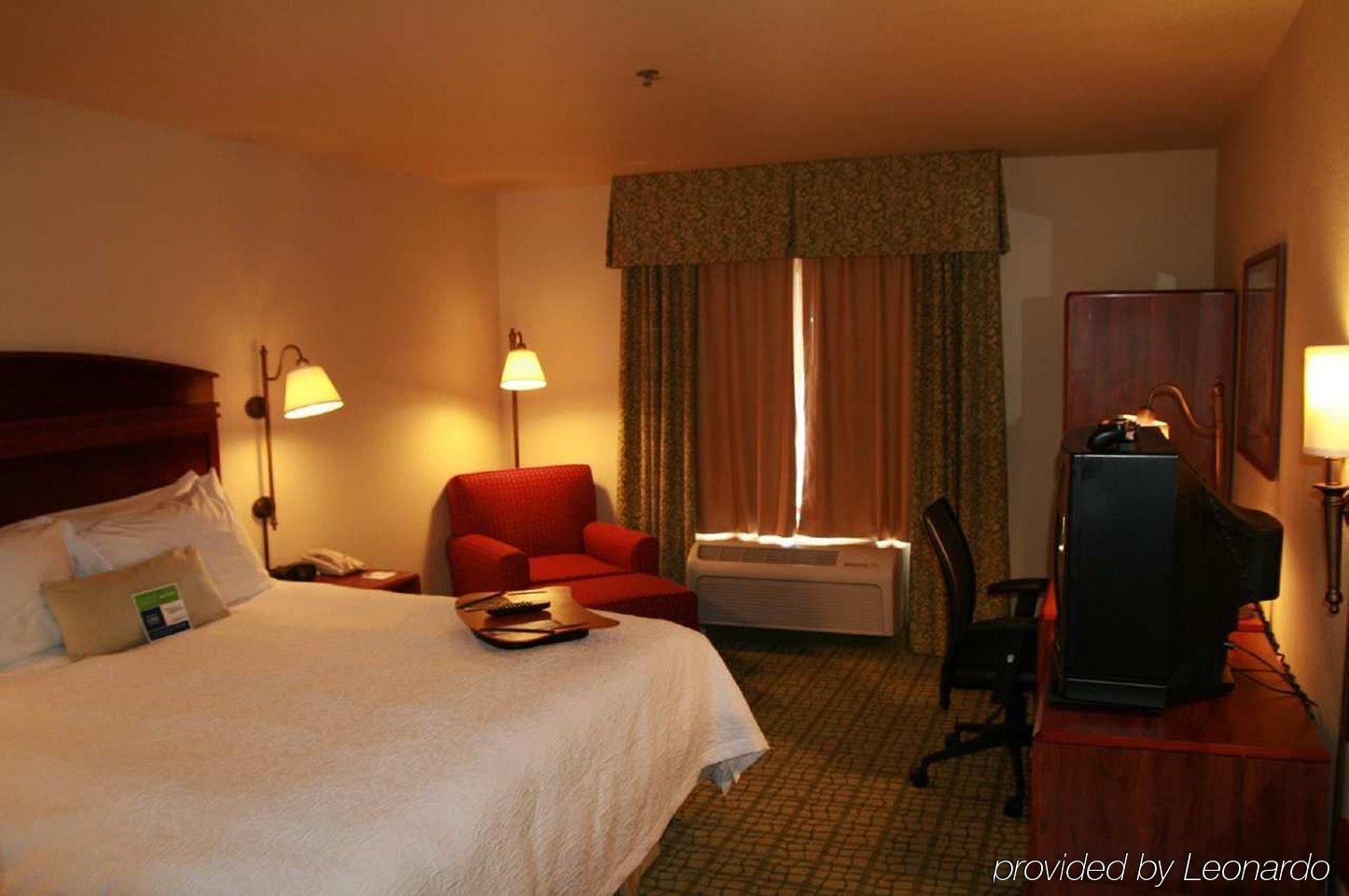 Hampton By Hilton Irvine East - Forest Hotel 3*